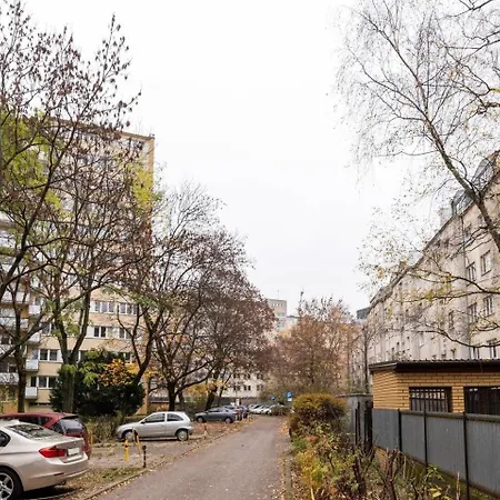 Przytulny I Cichy Blisko Centrum * Warschau